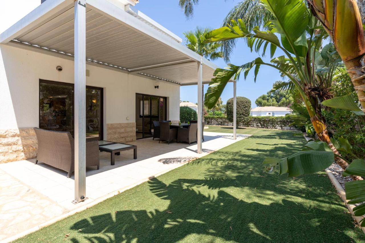 Lime 3-Bedroom Villa In 프로타라스 외부 사진