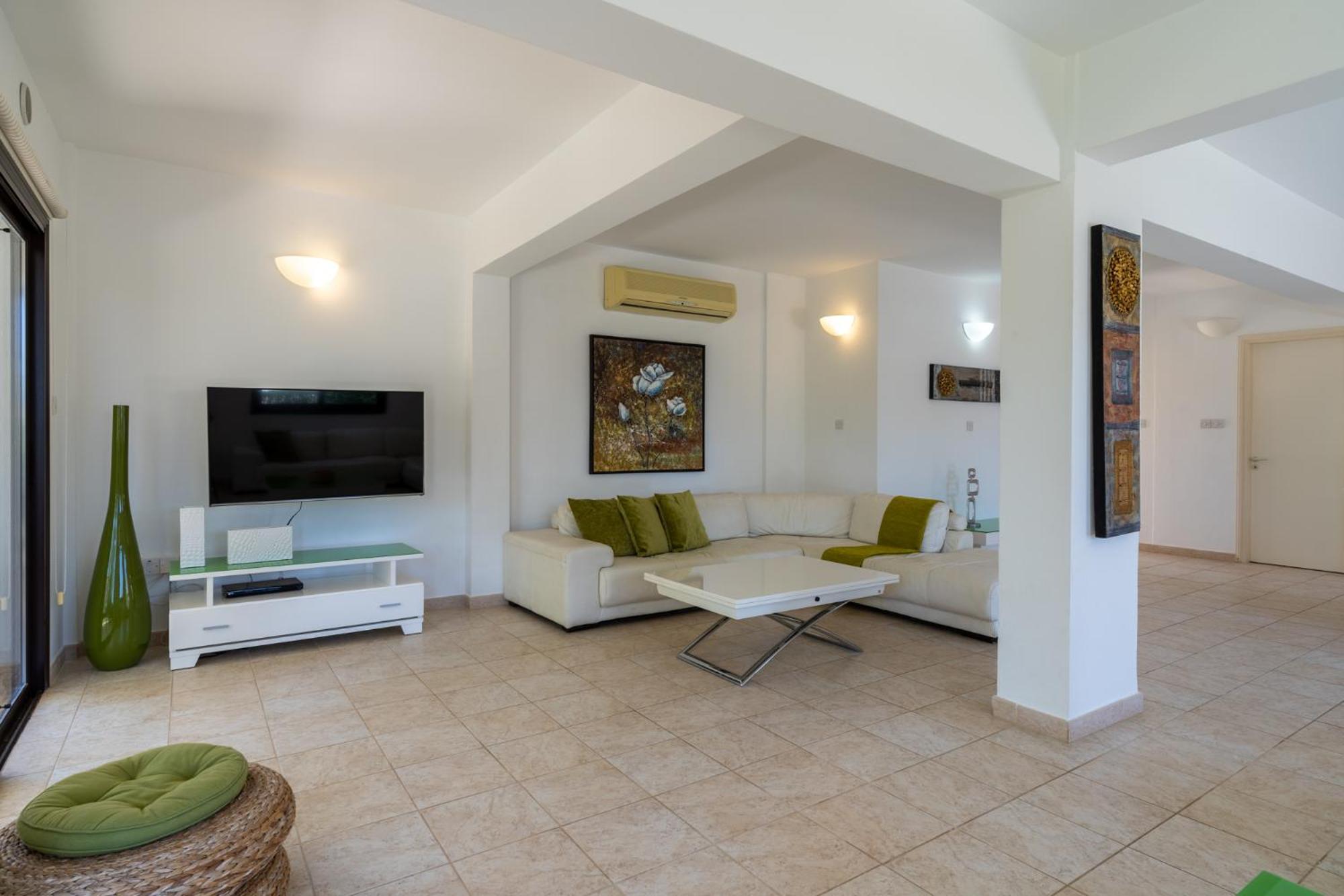 Lime 3-Bedroom Villa In 프로타라스 외부 사진
